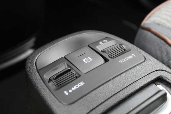 Fiat 500E 3+1 Icon 42 kWh | Navigatie | Camera | Carplay