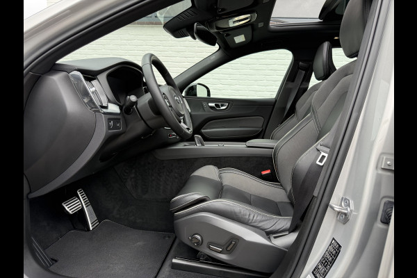 Volvo XC60 2.0 B4 Plus Dark | Pano | Memory | CarPlay | Keyless | 21 inch