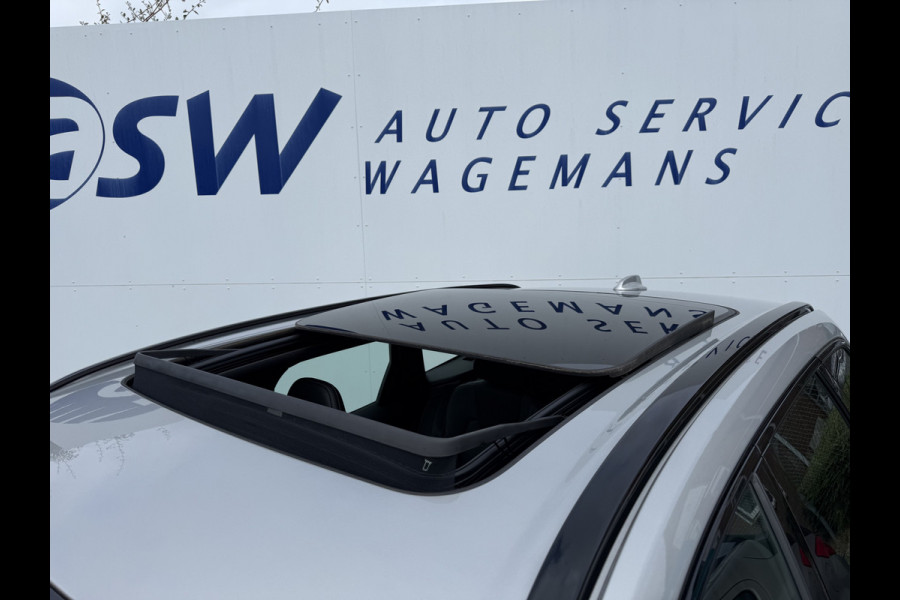 Volvo XC60 2.0 B4 Plus Dark | Pano | Memory | CarPlay | Keyless | 21 inch