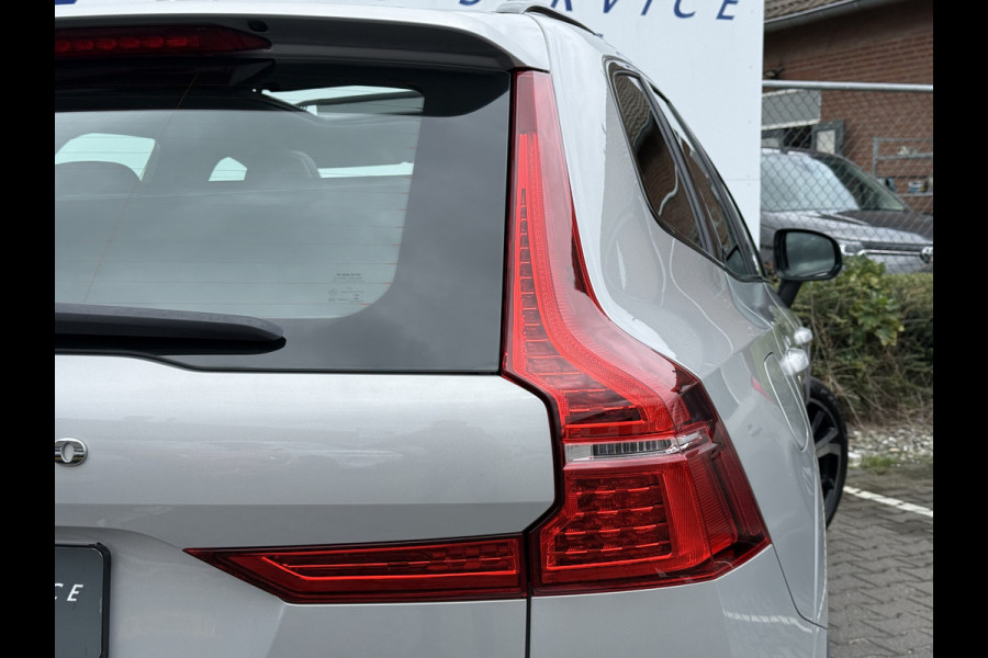 Volvo XC60 2.0 B4 Plus Dark | Pano | Memory | CarPlay | Keyless | 21 inch