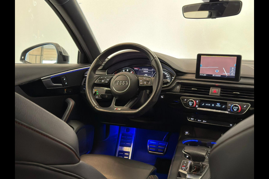 Audi A4 Limousine 1.4 TFSI Sport S-Line Black Edition / NL-auto / Sfeerverlichting