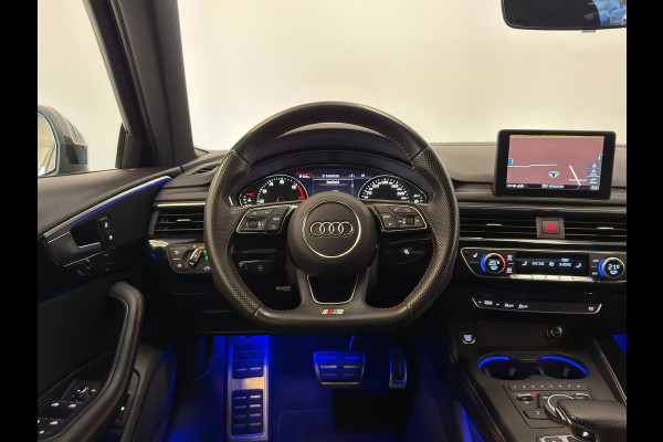 Audi A4 Limousine 1.4 TFSI Sport S-Line Black Edition / NL-auto / Sfeerverlichting