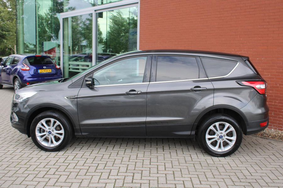 Ford Kuga 1.5 EcoBoost Titanium | Wegklapbare Trekhaak | Stoelverwarming | Cruise Control | Navigatie | Parkeersensoren |
