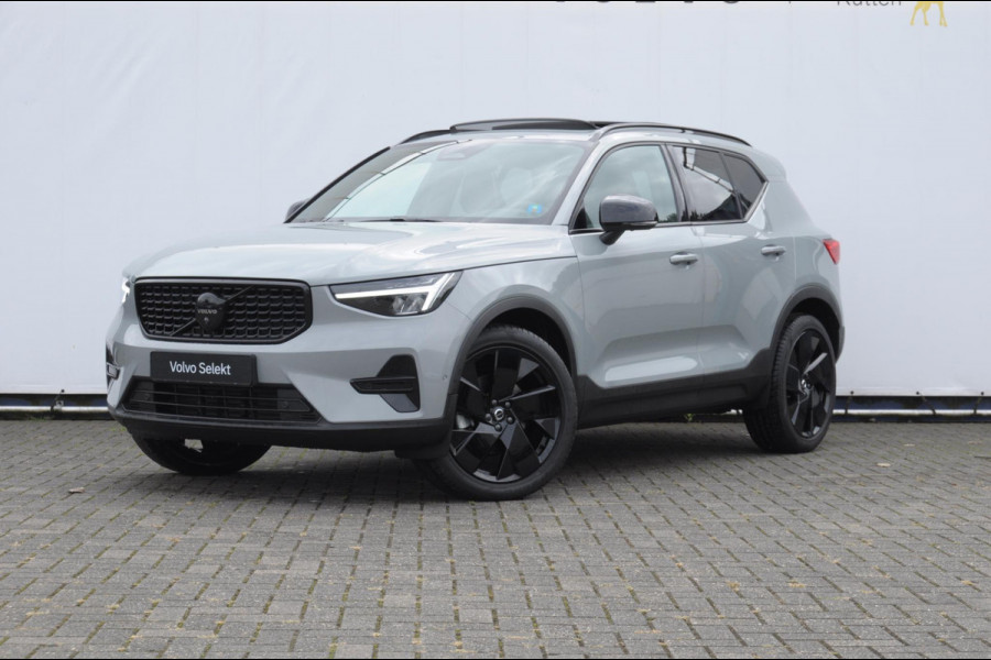 Volvo XC40 B4 211PK Automaat Plus Black Edition / Adaptive cruise control / Trekhaak / Elektrische stoelen / Harman Kardon audio / Pilot assist / BLIS / Stoel en stuur verwarming / Elektrische achterklep / Parkeersensoren met 360 camera / Google infotainment