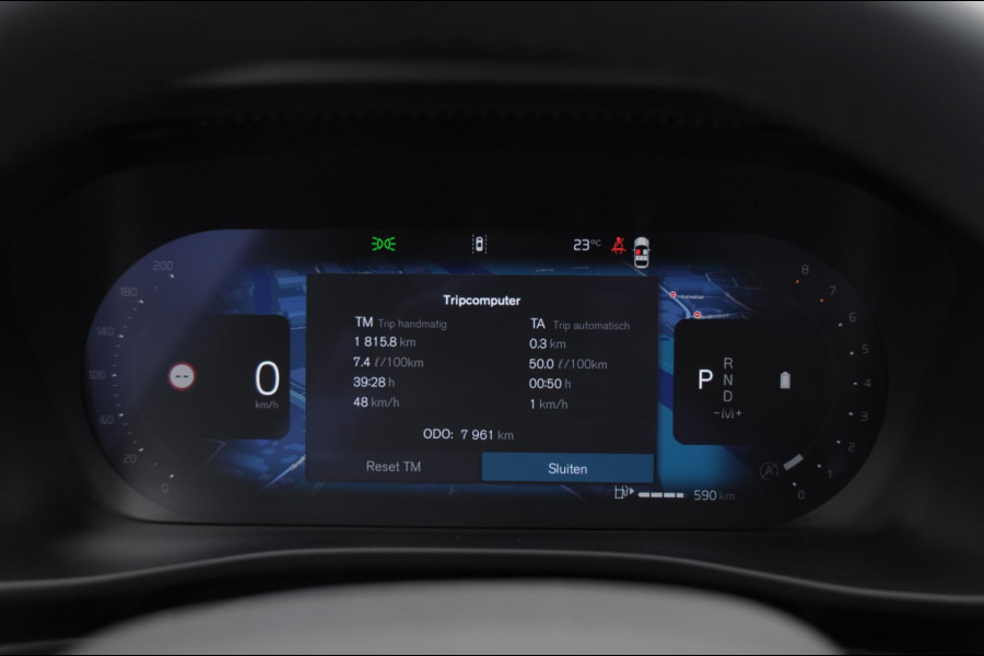 Volvo XC40 B4 211PK Automaat Plus Black Edition / Adaptive cruise control / Trekhaak / Elektrische stoelen / Harman Kardon audio / Pilot assist / BLIS / Stoel en stuur verwarming / Elektrische achterklep / Parkeersensoren met 360 camera / Google infotainment
