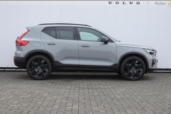 Volvo XC40 B4 211PK Automaat Plus Black Edition / Adaptive cruise control / Trekhaak / Elektrische stoelen / Harman Kardon audio / Pilot assist / BLIS / Stoel en stuur verwarming / Elektrische achterklep / Parkeersensoren met 360 camera / Google infotainment