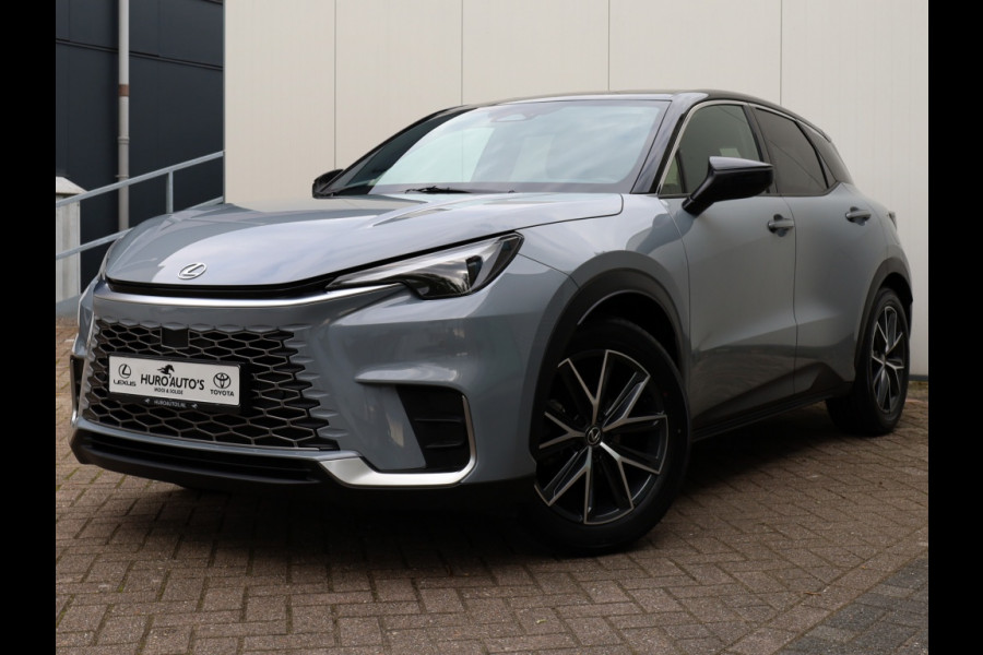 Lexus LBX 1.5 Cool 2WD | Carplay | Memory Seat | Leder/Suede