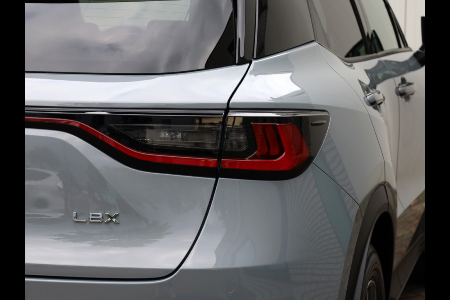 Lexus LBX 1.5 Cool 2WD | Carplay | Memory Seat | Leder/Suede