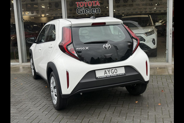 Toyota Aygo X 1.0 VVT-i MT Play | Apple CarPlay/Android auto, Parkeercamera, Adaptive cruise control, Weinig KM