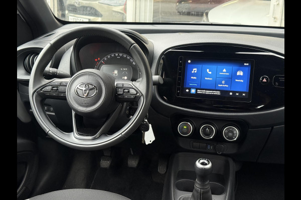 Toyota Aygo X 1.0 VVT-i MT Play | Apple CarPlay/Android auto, Parkeercamera, Adaptive cruise control, Weinig KM