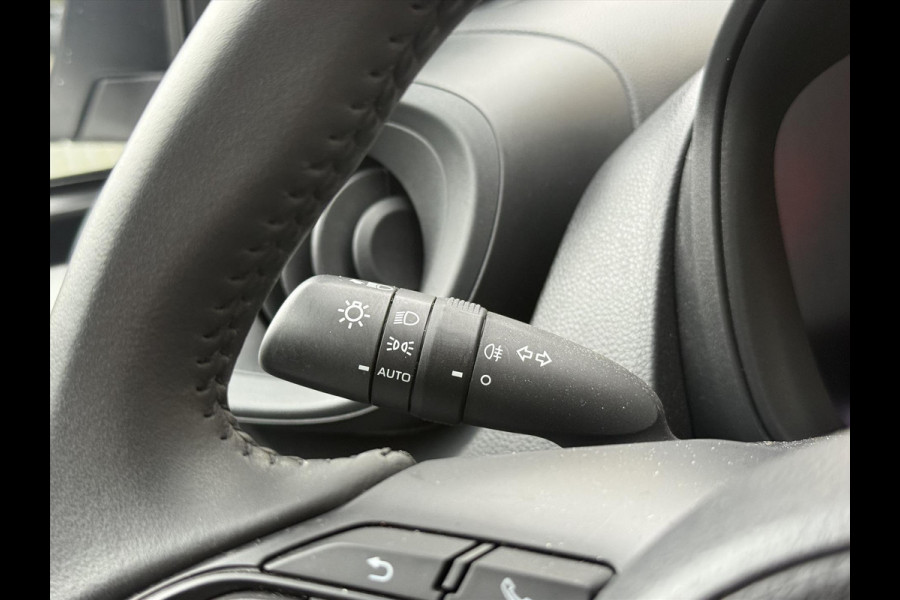 Toyota Aygo X 1.0 VVT-i MT Play | Apple CarPlay/Android auto, Parkeercamera, Adaptive cruise control, Weinig KM