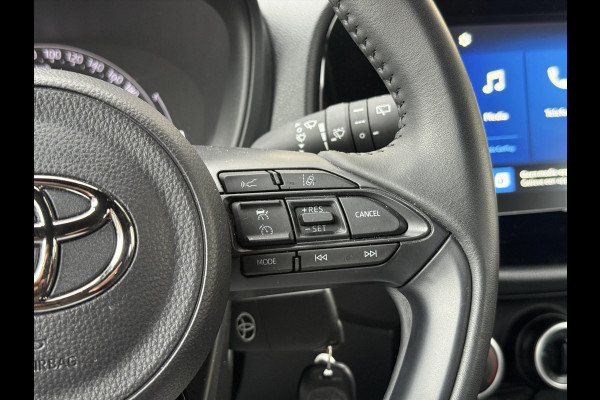 Toyota Aygo X 1.0 VVT-i MT Play | Apple CarPlay/Android auto, Parkeercamera, Adaptive cruise control, Weinig KM