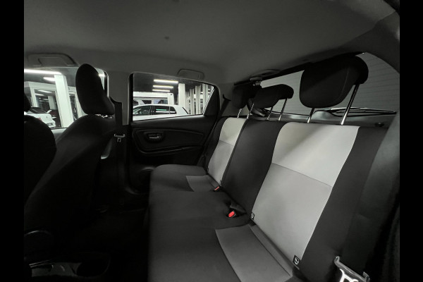 Toyota Yaris 1.5 Hybrid | Lane Assist | Stoelverwa. | Cruise