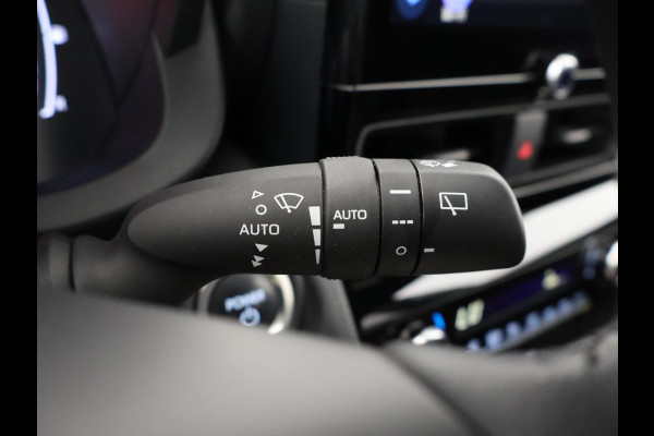 Toyota Yaris Cross 1.5 Hybrid 115 Dynamic Luxury | Stuur- & Stoelverwarming | Parkeersensoren | Adaptieve Cruise Control