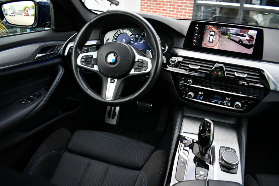 BMW 5 Serie Touring 530i xDrive 252pk M-Sport Pano Nightv ACC HUD 20inch 360