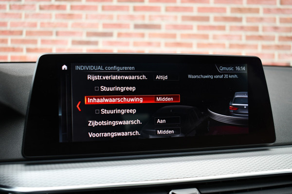 BMW 5 Serie Touring 530i xDrive 252pk M-Sport Pano Nightv ACC HUD 20inch 360