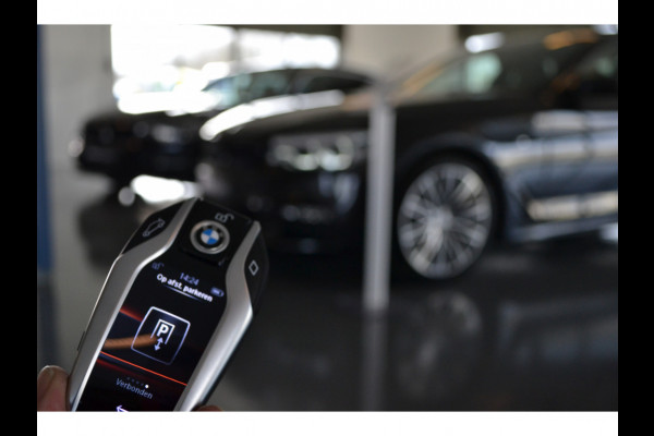 BMW 5 Serie Touring 530i xDrive 252pk M-Sport Pano Nightv ACC HUD 20inch 360