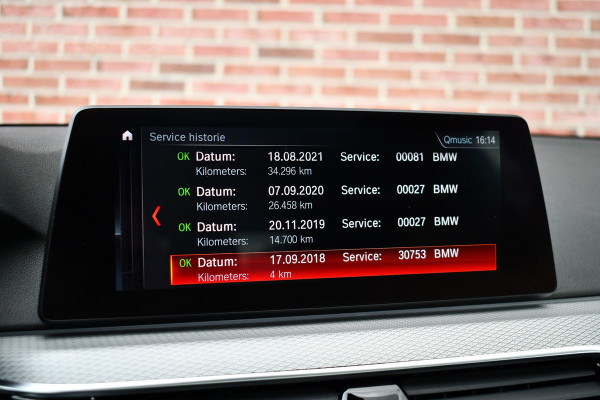 BMW 5 Serie Touring 530i xDrive 252pk M-Sport Pano Nightv ACC HUD 20inch 360