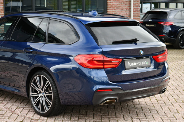 BMW 5 Serie Touring 530i xDrive 252pk M-Sport Pano Nightv ACC HUD 20inch 360