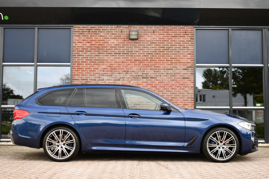 BMW 5 Serie Touring 530i xDrive 252pk M-Sport Pano Nightv ACC HUD 20inch 360