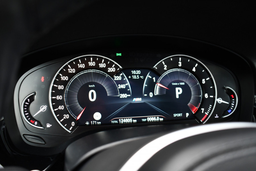 BMW 5 Serie Touring 530i xDrive 252pk M-Sport Pano Nightv ACC HUD 20inch 360