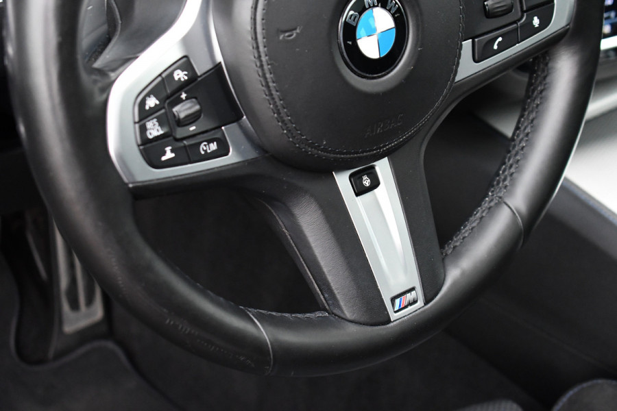 BMW 5 Serie Touring 530i xDrive 252pk M-Sport Pano Nightv ACC HUD 20inch 360