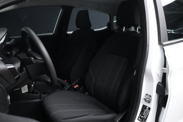 Ford Fiesta 1.1 Sport (APPLE CARPLAY,NAVI,CLIMATE,CRUISE,LED,ELEKTRISCH PAKKET,SPORTSTOELEN,NETTE STAAT)