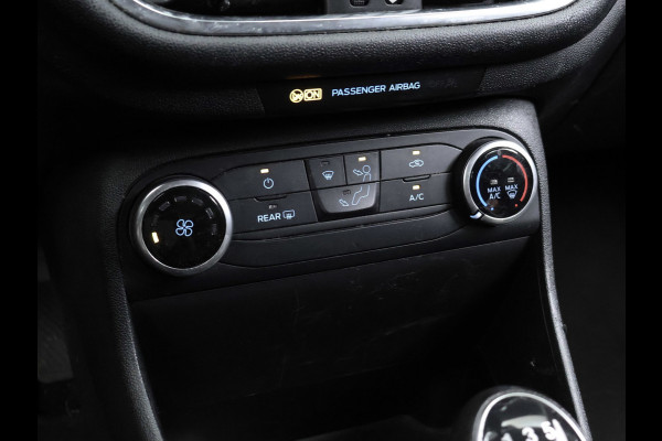 Ford Fiesta 1.1 Sport (APPLE CARPLAY,NAVI,CLIMATE,CRUISE,LED,ELEKTRISCH PAKKET,SPORTSTOELEN,NETTE STAAT)