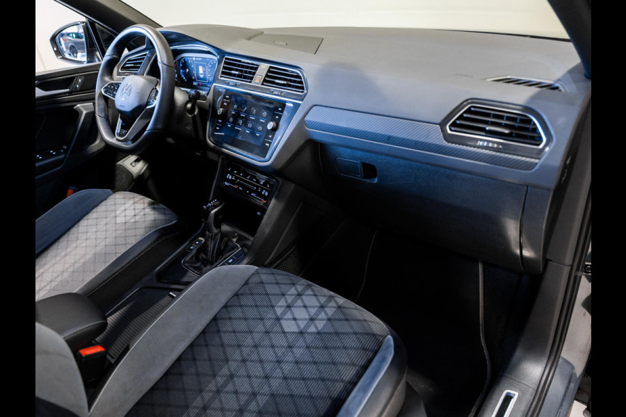 Volkswagen Tiguan 1.5 TSI R-Line Business+ / 150pk / NAP / Panorama dak / Stoelverwarming / Voorruit verwarming /