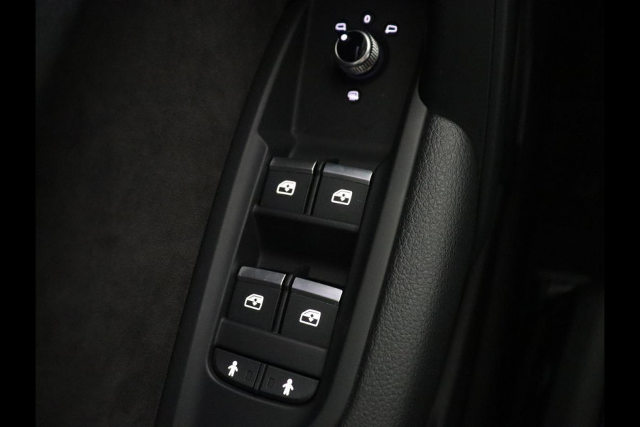 Audi Q5 55 TFSI e quattro Competition S-Line | SOH 99.4 | Leder | Adaptive cruise | Head up | Camera | Bang & Olufsen | Virtual Dashboard | Stoelverwarming | Full LED |