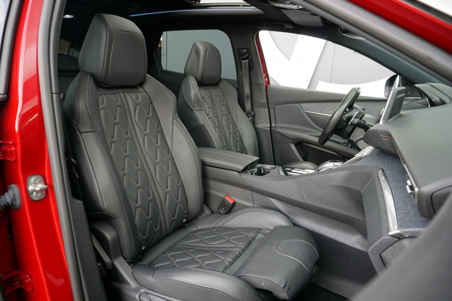Peugeot 3008 1.6 PureTech GT Line 181PK AUT. + PANORAMA / LEDER / DODEHOEK / CAMERA /