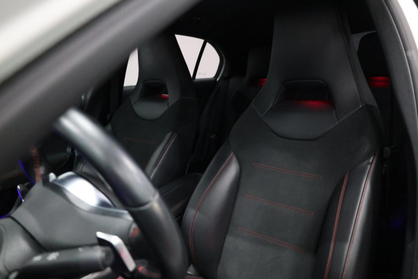 Mercedes-Benz A-Klasse 250 AMG Line LED/SFEER/PANO/HALF LEER+S.VERWARMING/19" LMV/PDC/CRUISE/ECC/12 MND GARANTIE!