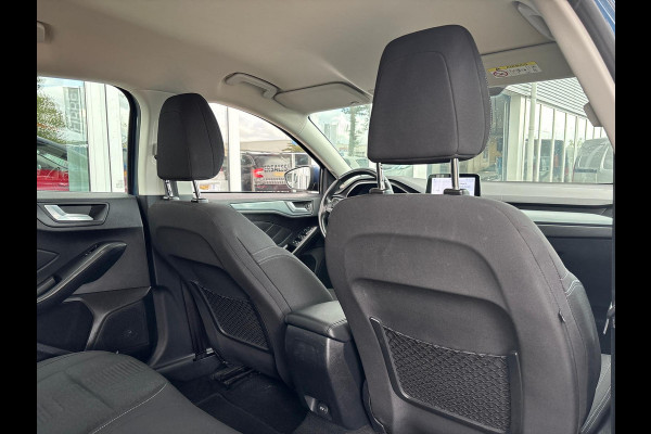 Ford FOCUS Wagon 1.0 EcoBoost Active Business | Stoel & Stuurverwarming | Apple Carplay | Parkeersensoren | Lane Assist