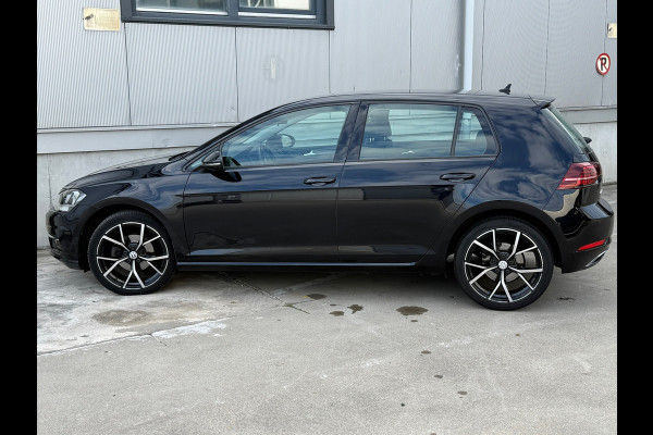 Volkswagen Golf 1.0 TSI Comfortline / NAP / LED / Navigatie / Alcantara / LM Velgen / Inruil mog.