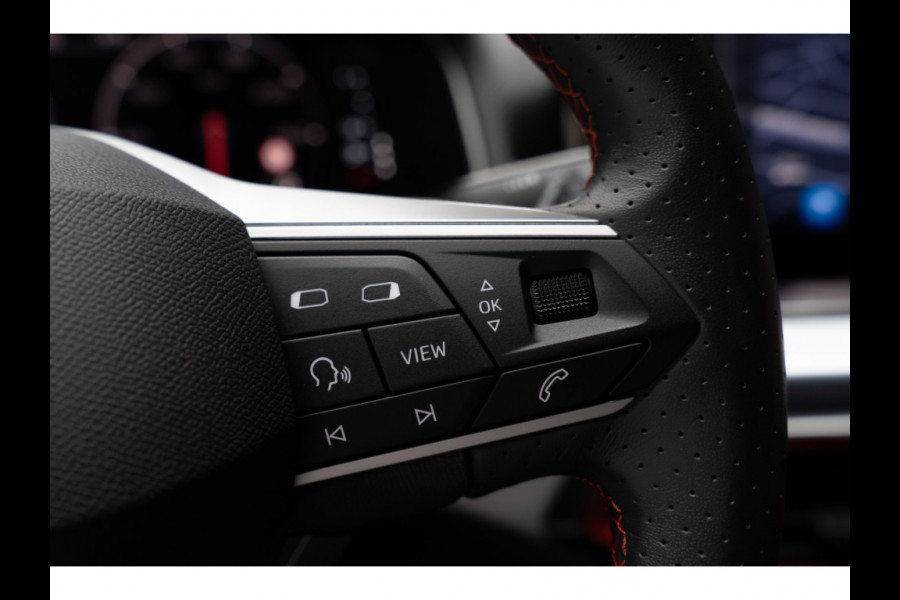 Seat Arona 1.0 TSI FR Leer Navi Virtual Climate PDC LMvelgen ACC Stoelverwarming Carplay BTW auto