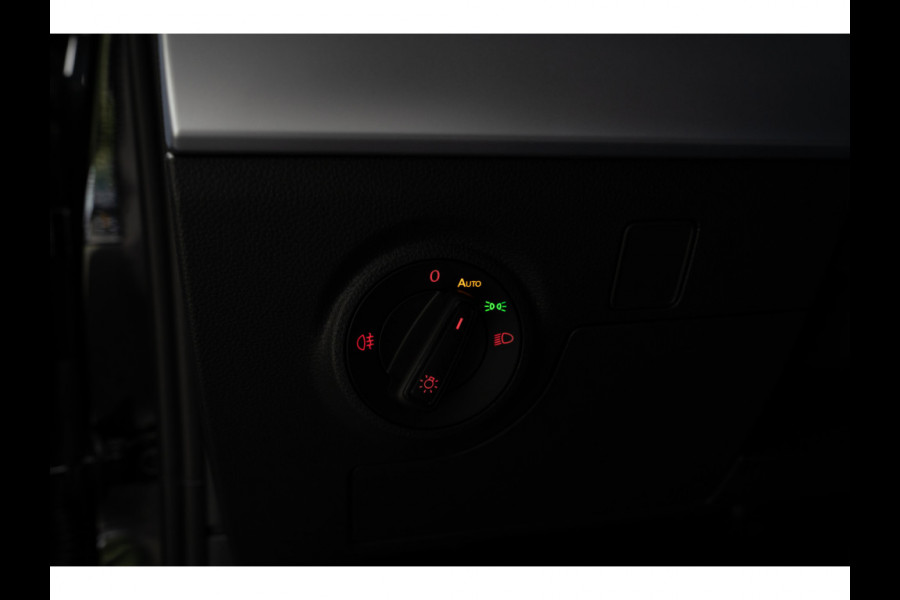 Seat Arona 1.0 TSI FR Leer Navi Virtual Climate PDC LMvelgen ACC Stoelverwarming Carplay BTW auto