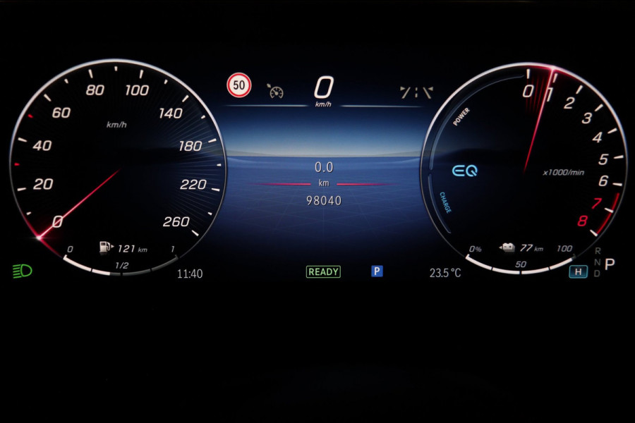 Mercedes-Benz C-Klasse 300 e AMG Line / PANO / HUD / 2X MEMORY / 360 / ACC / KEYLESS