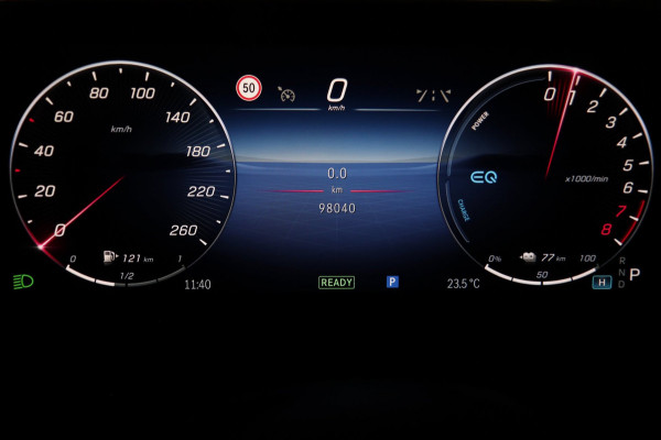 Mercedes-Benz C-Klasse 300 e AMG Line / PANO / HUD / 2X MEMORY / 360 / ACC / KEYLESS