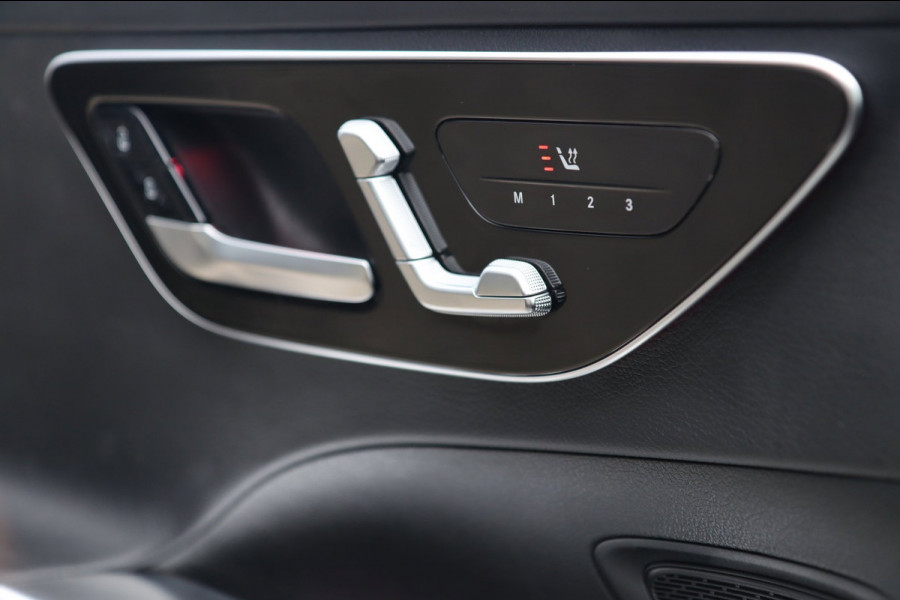Mercedes-Benz C-Klasse 300 e AMG Line / PANO / HUD / 2X MEMORY / 360 / ACC / KEYLESS