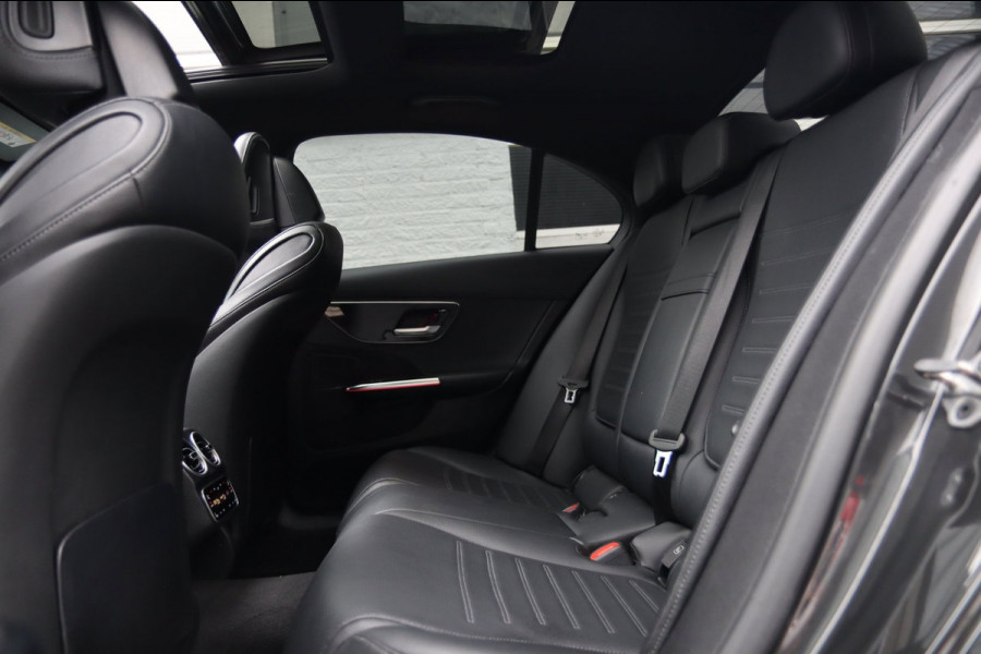 Mercedes-Benz C-Klasse 300 e AMG Line / PANO / HUD / 2X MEMORY / 360 / ACC / KEYLESS
