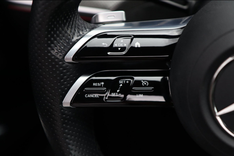 Mercedes-Benz C-Klasse 300 e AMG Line / PANO / HUD / 2X MEMORY / 360 / ACC / KEYLESS