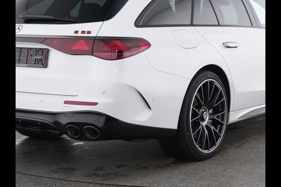 Mercedes-Benz E-Klasse Estate Mercedes-AMG 53 4MATIC+ Premium Plus | MBUX Superscreen | Trekhaak | Panorama Schuif-Kanteldak | AMG Night Pakket. Inclusief 24 maanden MB Certified garantie voor Europa.