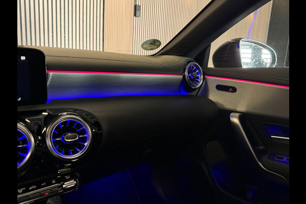 Mercedes-Benz CLA-Klasse Shooting Brake 250e AMG Night | Panoramadak | keyless |sfeer|Edtion