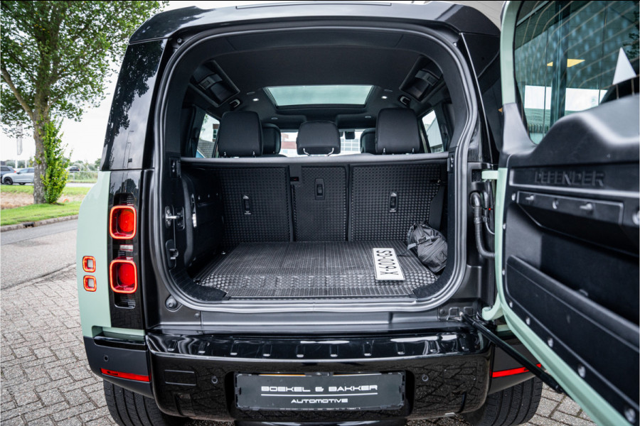 Land Rover Defender 110 2.0 P400e 110 X ** 75 Limited Edition ** Panodak ** Cold Climate ** Trekhaak ** Treeplanken NP 126 K ** EV Rijbereik tot 51km **