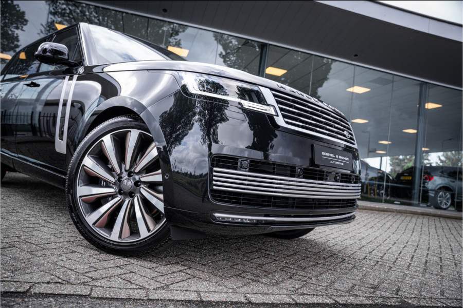 Land Rover Range Rover 4.4 P615 LWB SV ** Tailgate Event Suite ** Business Class Comfo ** Gloss White Ceramic
