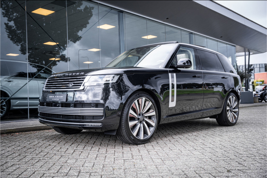 Land Rover Range Rover 4.4 P615 LWB SV ** Tailgate Event Suite ** Business Class Comfo ** Gloss White Ceramic