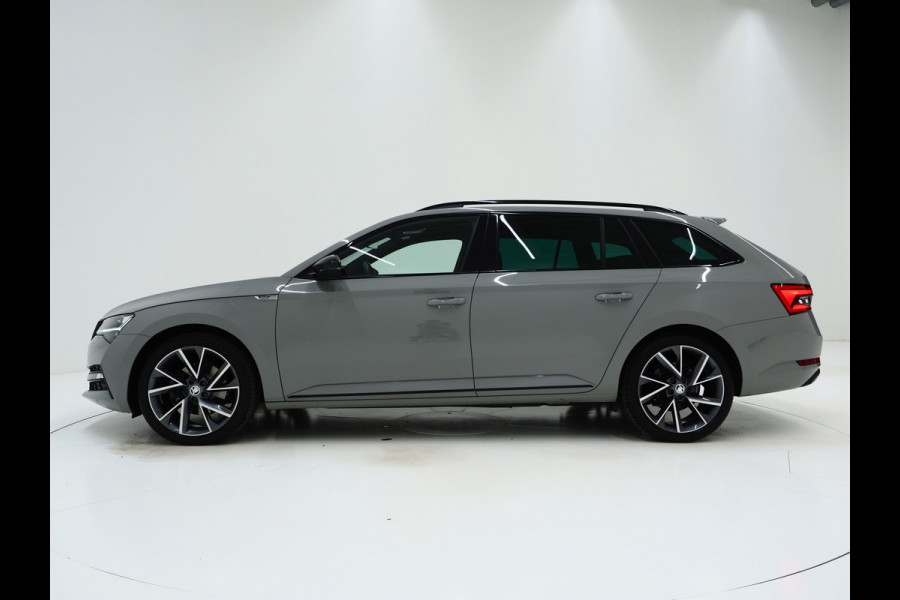 Škoda Superb Combi 1.4 TSI iV Sportline | Leder/Alcantara | Trekhaak | Carbon | Memory | Sfeerlicht | Keyless | Adaptive Cruise