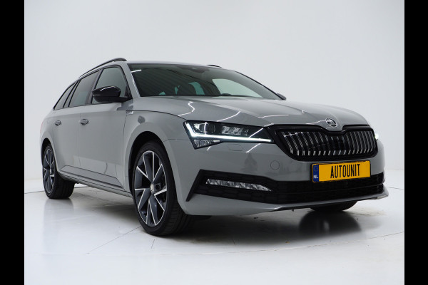 Škoda Superb Combi 1.4 TSI iV Sportline | Leder/Alcantara | Trekhaak | Carbon | Memory | Sfeerlicht | Keyless | Adaptive Cruise