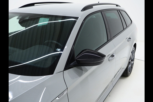 Škoda Superb Combi 1.4 TSI iV Sportline | Leder/Alcantara | Trekhaak | Carbon | Memory | Sfeerlicht | Keyless | Adaptive Cruise