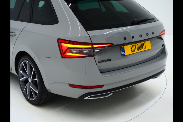 Škoda Superb Combi 1.4 TSI iV Sportline | Leder/Alcantara | Trekhaak | Carbon | Memory | Sfeerlicht | Keyless | Adaptive Cruise